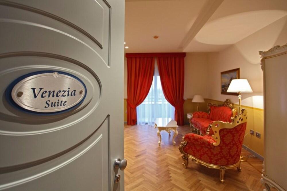 Grand Hotel Forlì Kültér fotó