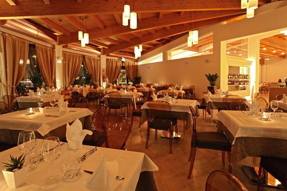 Grand Hotel Forlì Kültér fotó