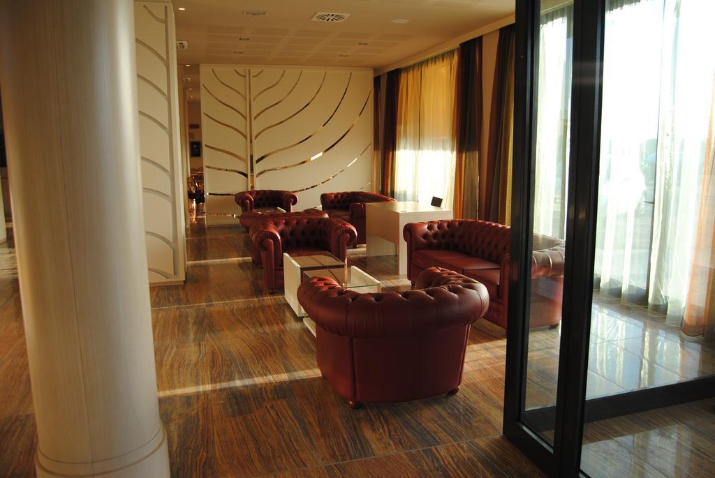 Grand Hotel Forlì Kültér fotó